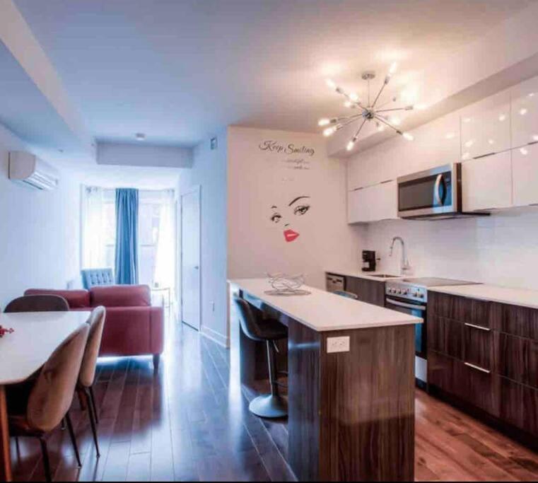 2 Bedroom Condo In The Heart Of The City Montréal Eksteriør billede