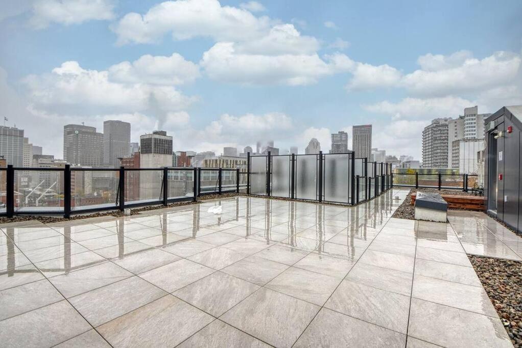 2 Bedroom Condo In The Heart Of The City Montréal Eksteriør billede